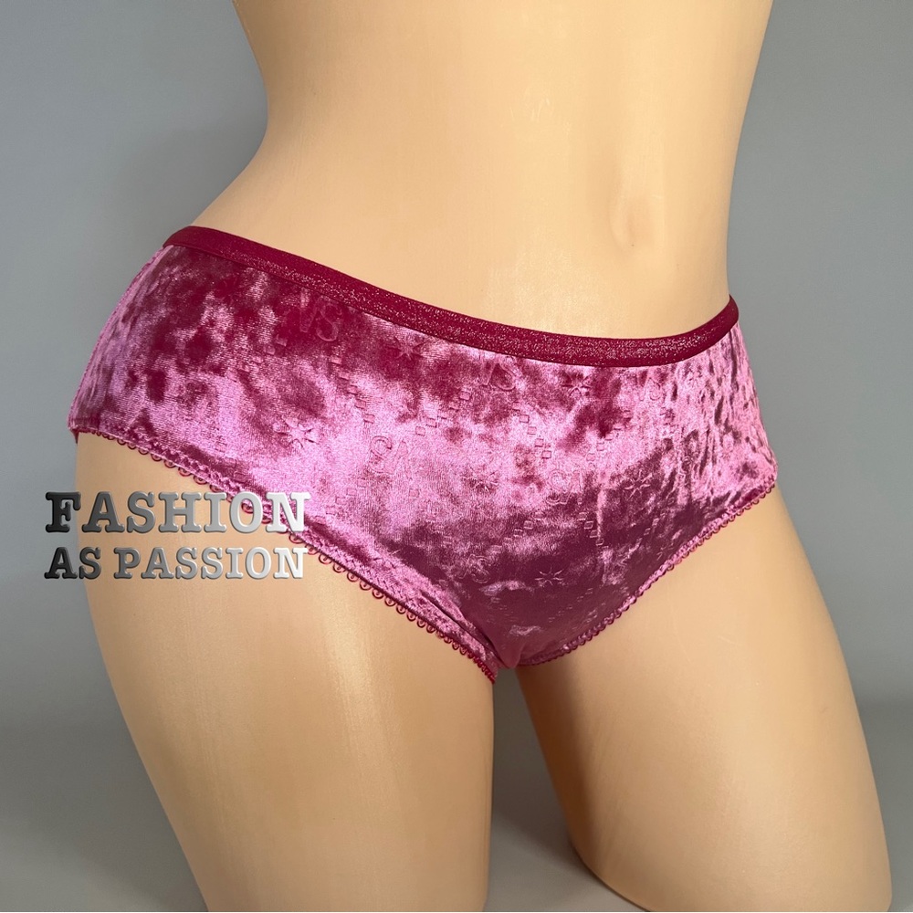VS Velvet Hiphuger Panty Size Medium